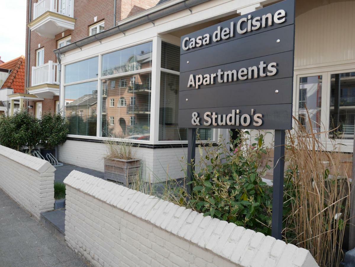 Casa Del Cisne Apart otel Zandvoort Dış mekan fotoğraf